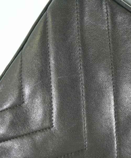 CHANEL Shoulder bags