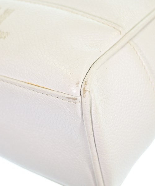 CHANEL Shoulder bags