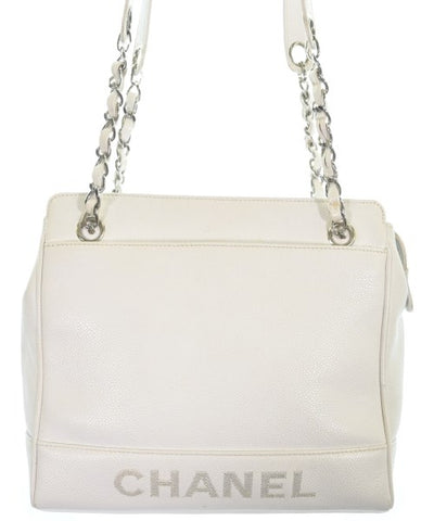 CHANEL Shoulder bags