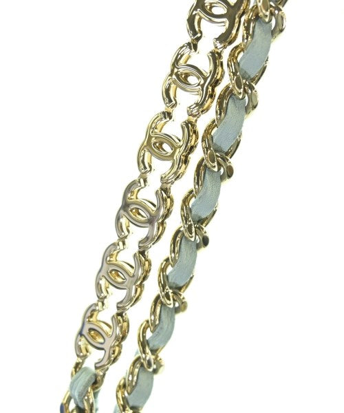 CHANEL Shoulder bags