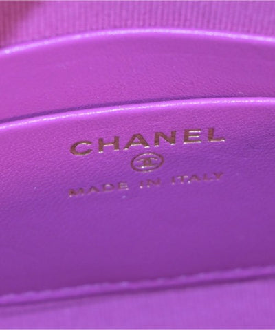 CHANEL Shoulder bags