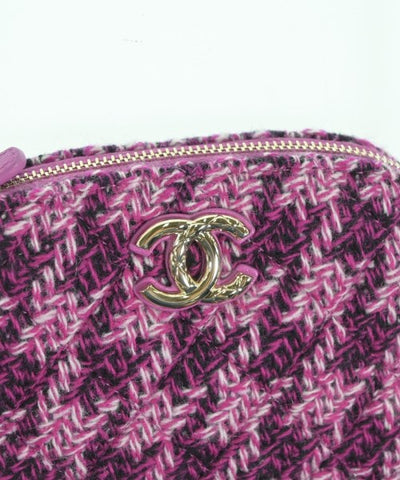 CHANEL Shoulder bags