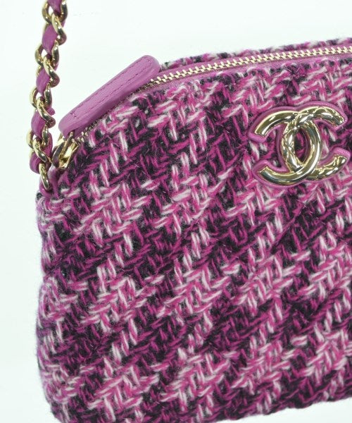 CHANEL Shoulder bags