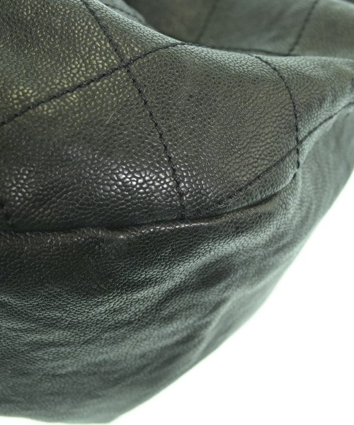 CHANEL Shoulder bags