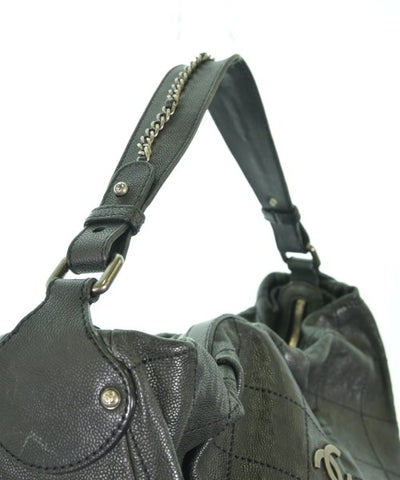 CHANEL Shoulder bags