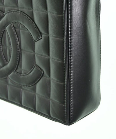 CHANEL Shoulder bags