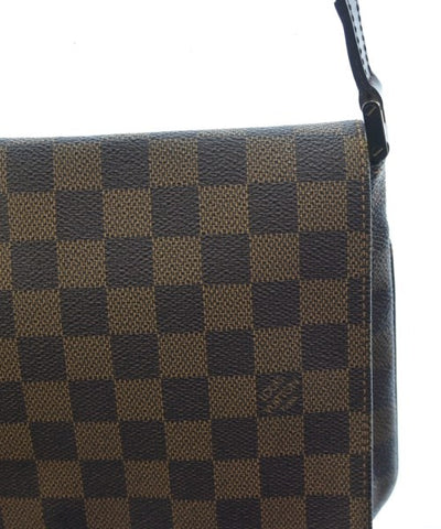 LOUIS VUITTON Shoulder bags