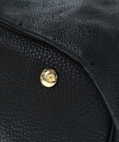 LOUIS VUITTON Shoulder bags