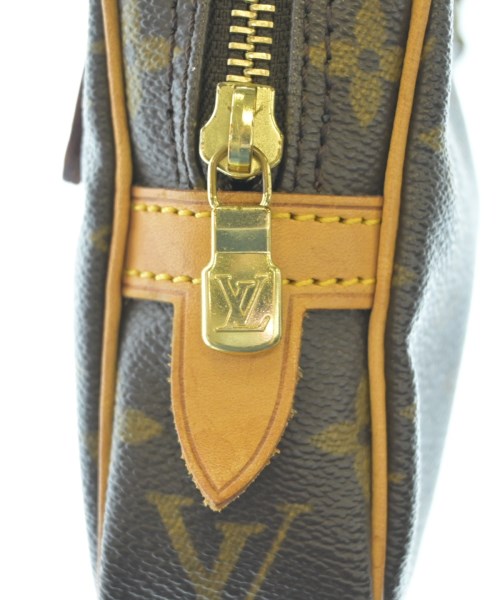 LOUIS VUITTON Shoulder bags