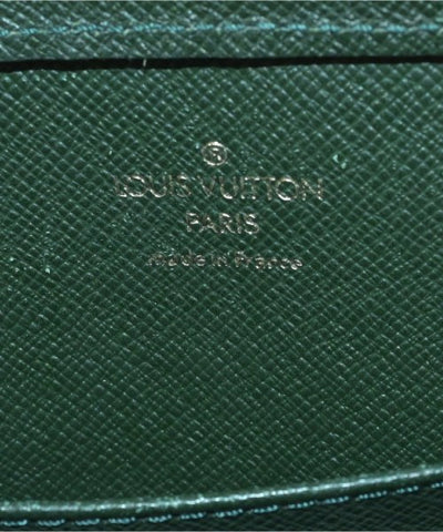 LOUIS VUITTON Clutches