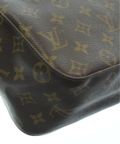 LOUIS VUITTON Shoulder bags