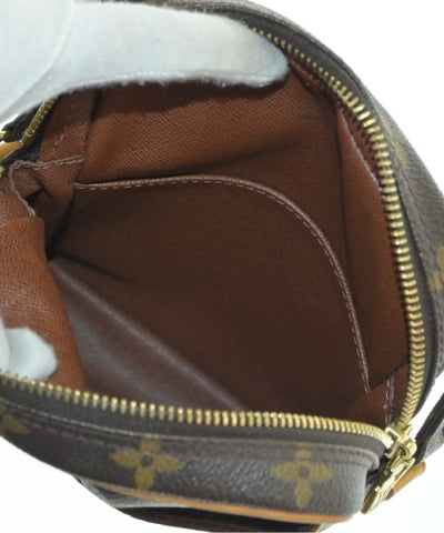 LOUIS VUITTON Shoulder bags