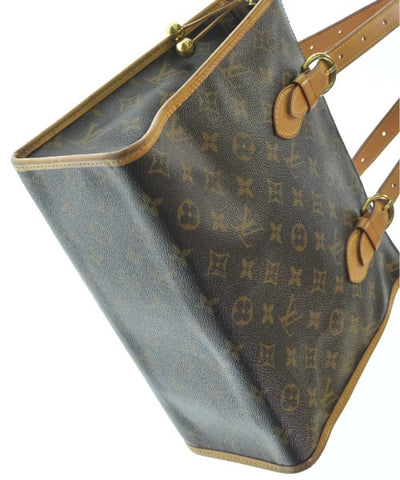 LOUIS VUITTON Shoulder bags