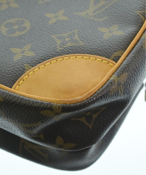 LOUIS VUITTON Shoulder bags