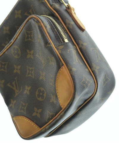 LOUIS VUITTON Shoulder bags