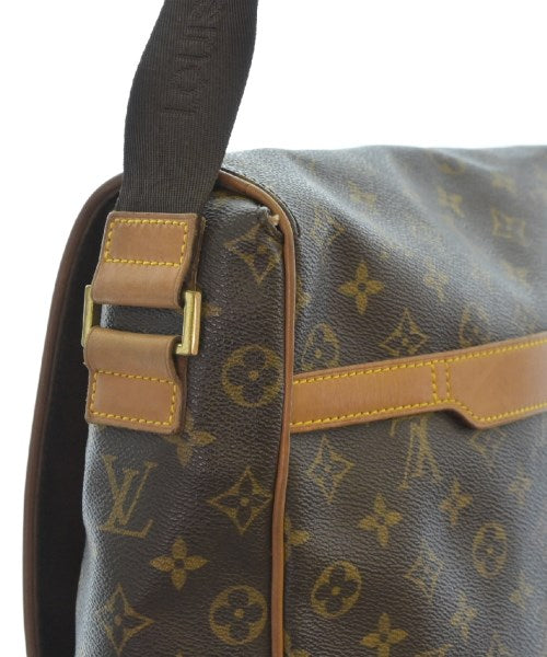 LOUIS VUITTON Shoulder bags