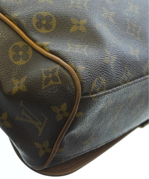 LOUIS VUITTON Shoulder bags