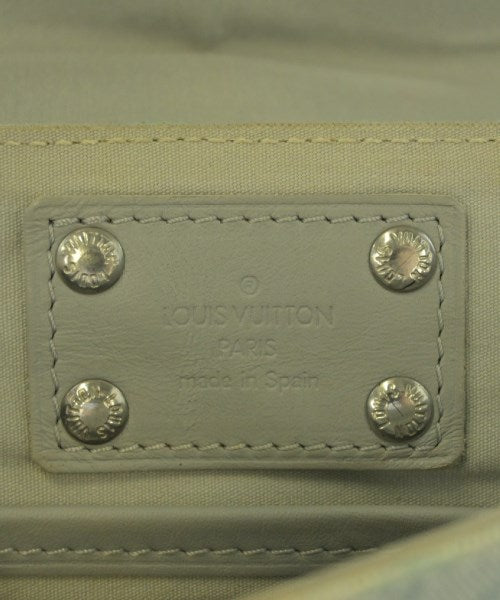 LOUIS VUITTON Shoulder bags