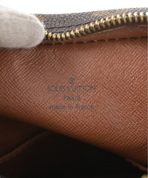 LOUIS VUITTON Shoulder bags