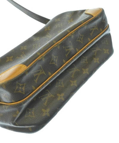 LOUIS VUITTON Shoulder bags