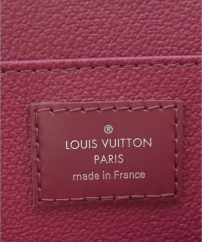 LOUIS VUITTON Clutches