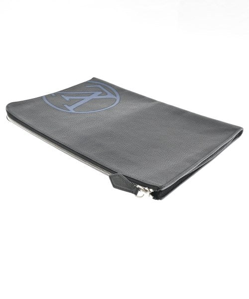 LOUIS VUITTON Clutches