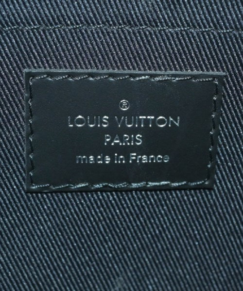 LOUIS VUITTON Clutches