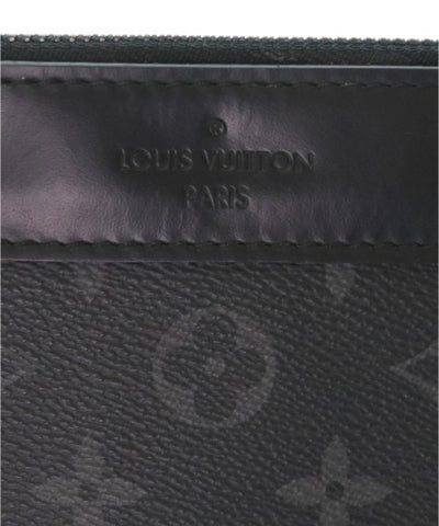 LOUIS VUITTON Clutches