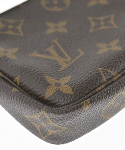 LOUIS VUITTON Pouches