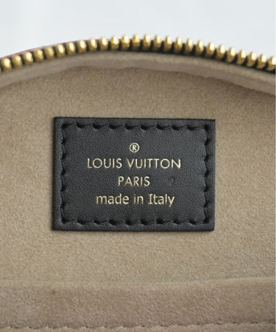 LOUIS VUITTON Shoulder bags