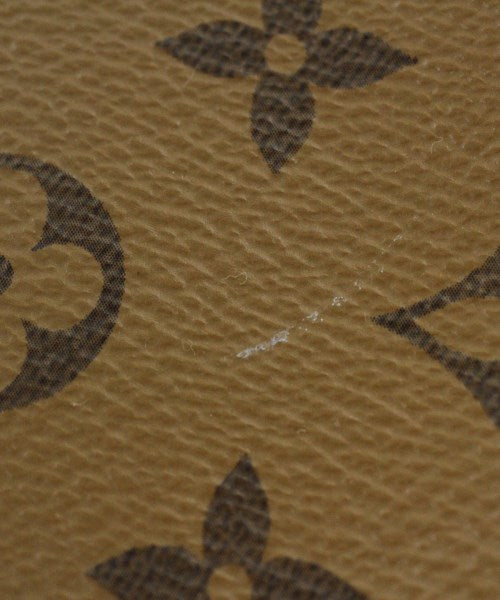 LOUIS VUITTON Pouches