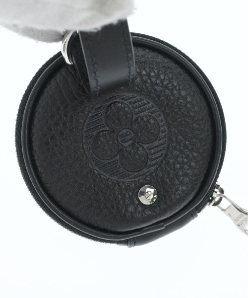 LOUIS VUITTON Pouches