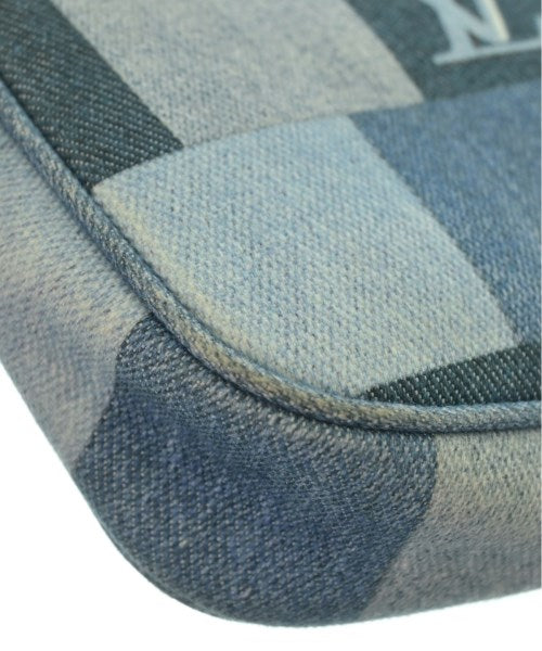 LOUIS VUITTON Shoulder bags