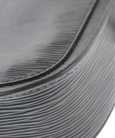 LOUIS VUITTON Shoulder bags