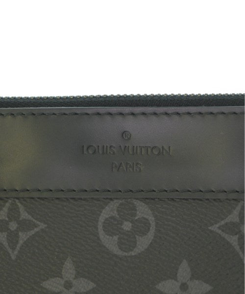 LOUIS VUITTON Clutches