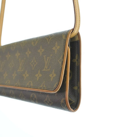 LOUIS VUITTON Shoulder bags