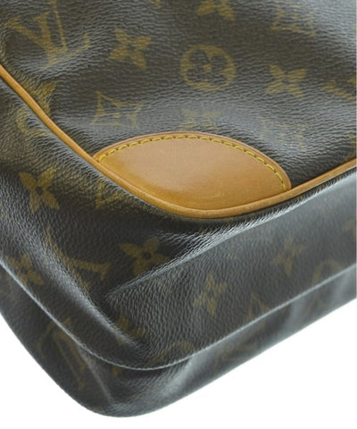 LOUIS VUITTON Shoulder bags