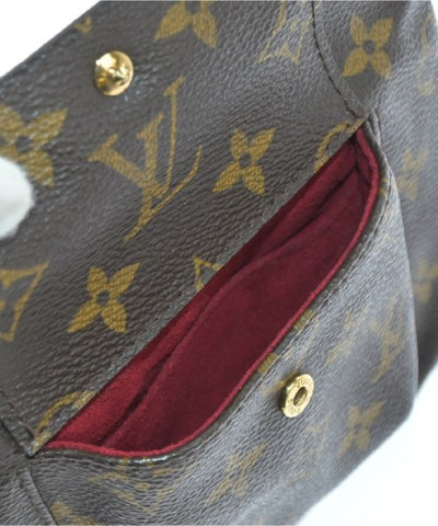 LOUIS VUITTON Clutches