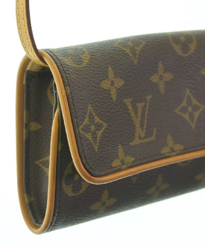 LOUIS VUITTON Shoulder bags