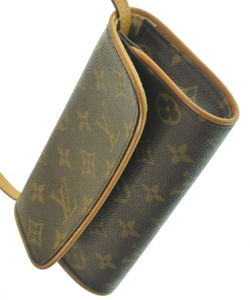 LOUIS VUITTON Shoulder bags