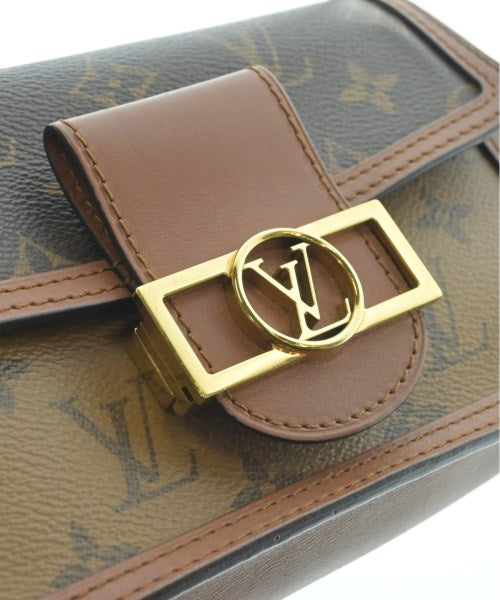 LOUIS VUITTON Shoulder bags