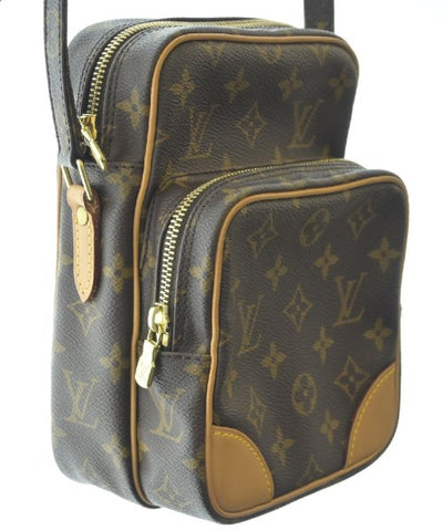 LOUIS VUITTON Shoulder bags