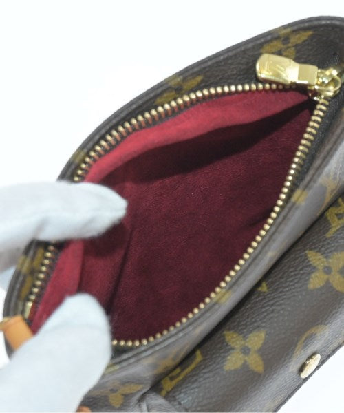 LOUIS VUITTON Clutches