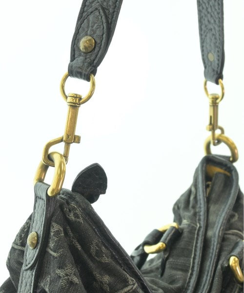 LOUIS VUITTON Shoulder bags