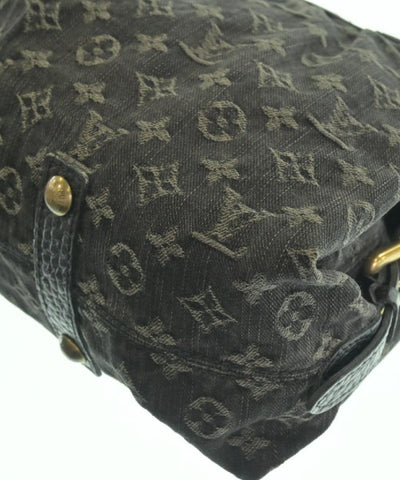 LOUIS VUITTON Shoulder bags