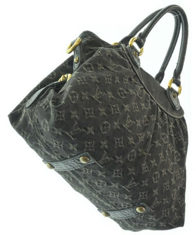 LOUIS VUITTON Shoulder bags