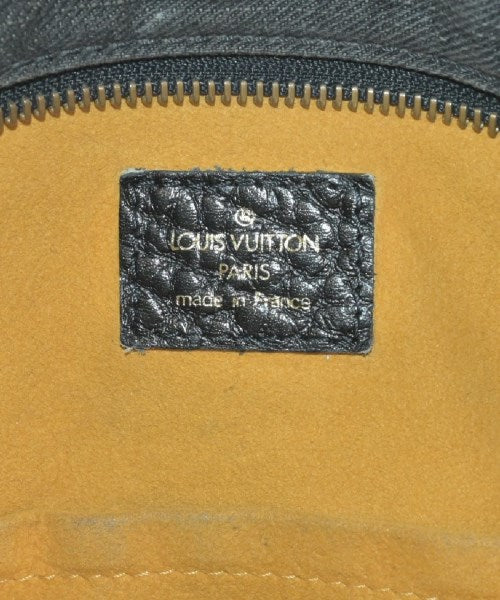 LOUIS VUITTON Shoulder bags