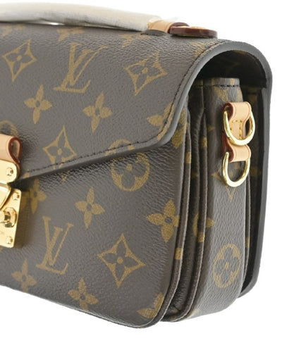 LOUIS VUITTON Shoulder bags