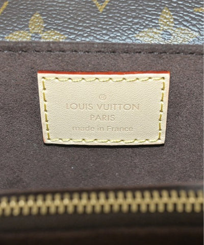 LOUIS VUITTON Shoulder bags