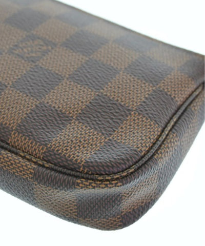 LOUIS VUITTON Shoulder bags